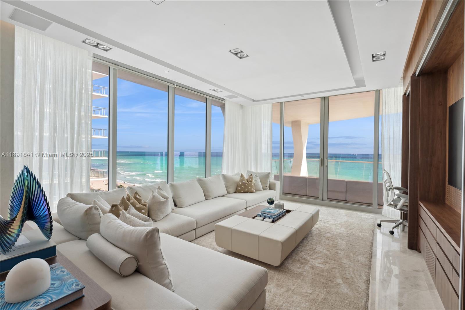 16901 Collins Ave 805 Property Photo 1