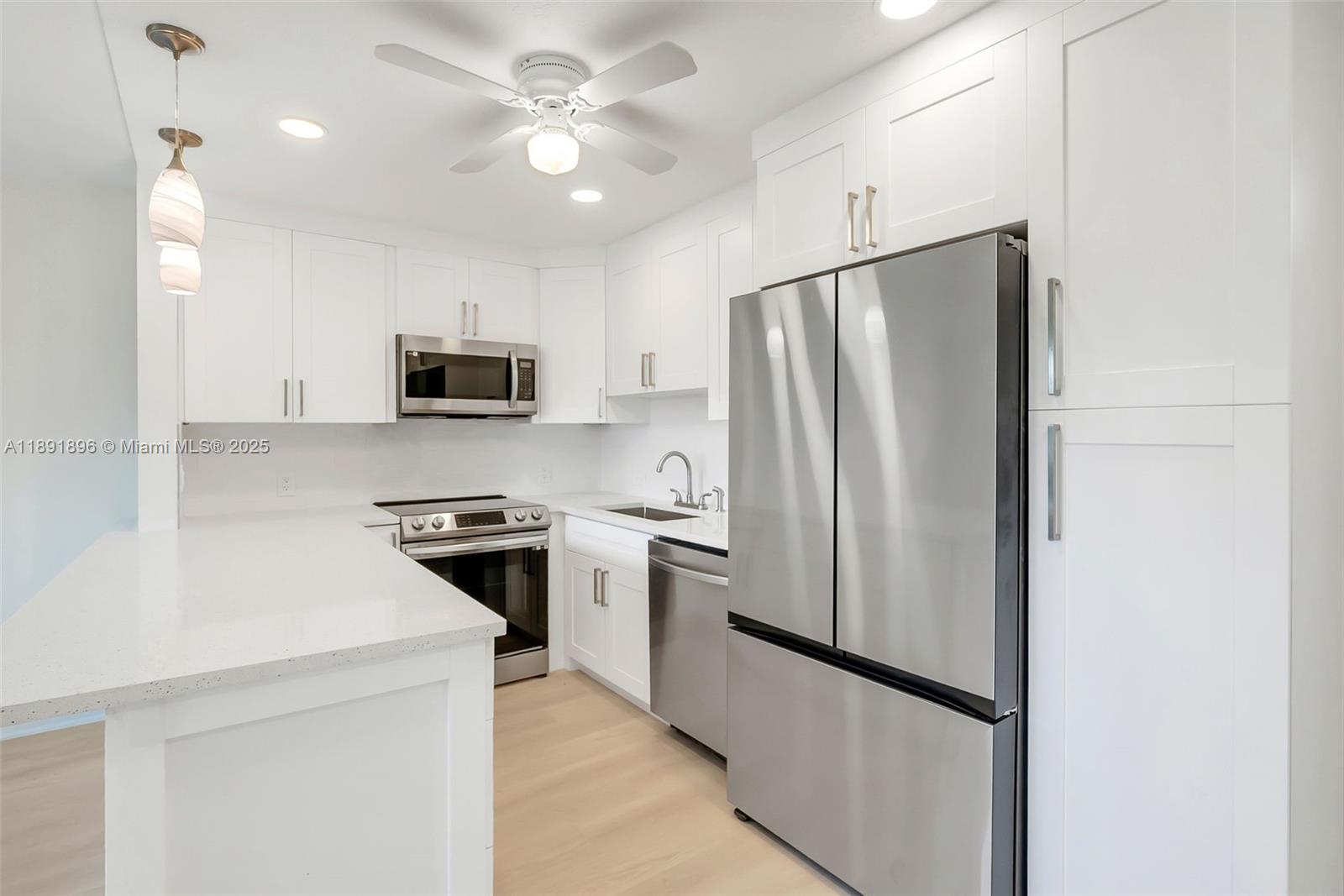 317 Brighton H 2 Property Photo 1