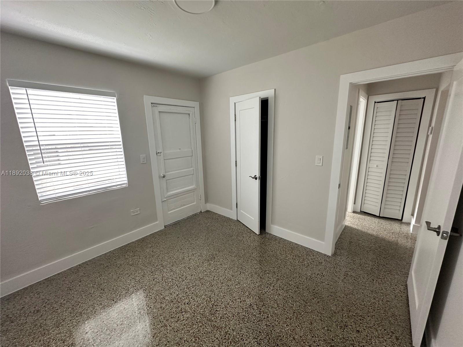 211 Sw 18th Ave 2 Property Photo 7