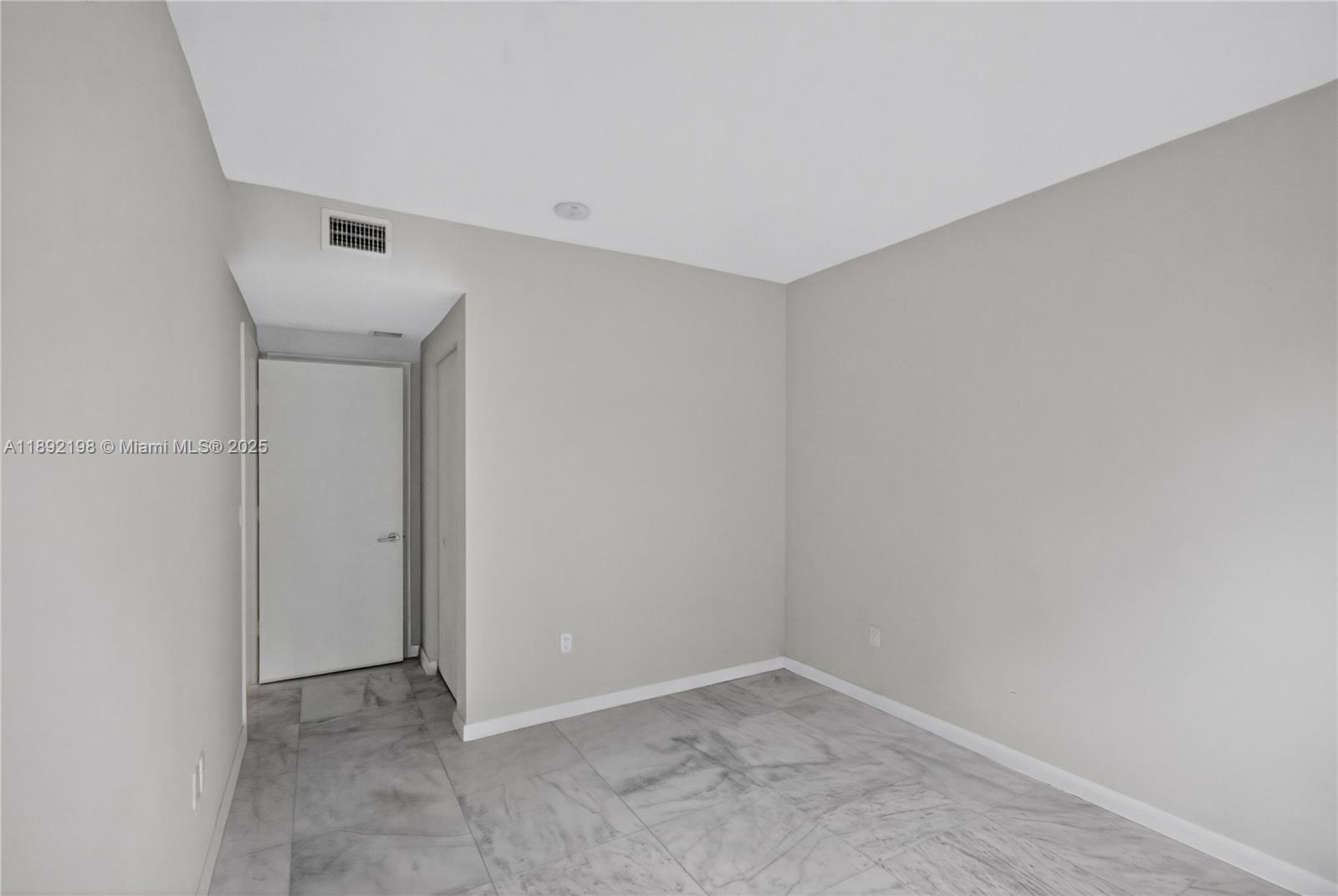 1010 Sw 2nd Ave 603 Property Photo 27