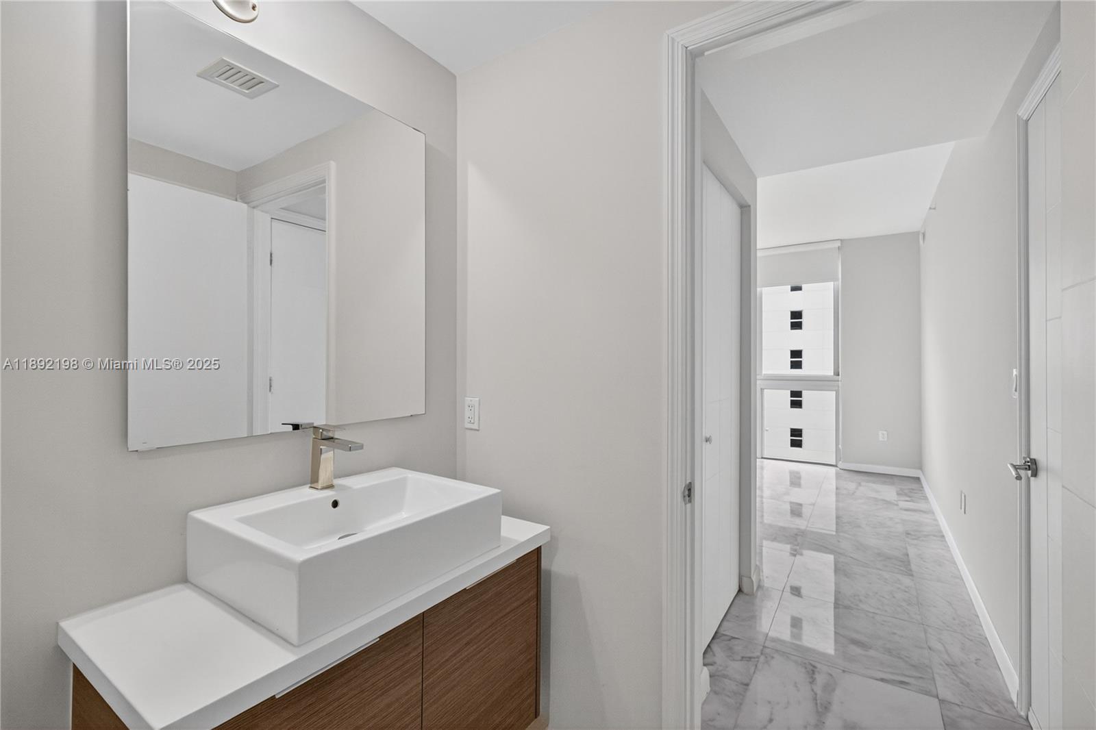 1010 Sw 2nd Ave 603 Property Photo 29