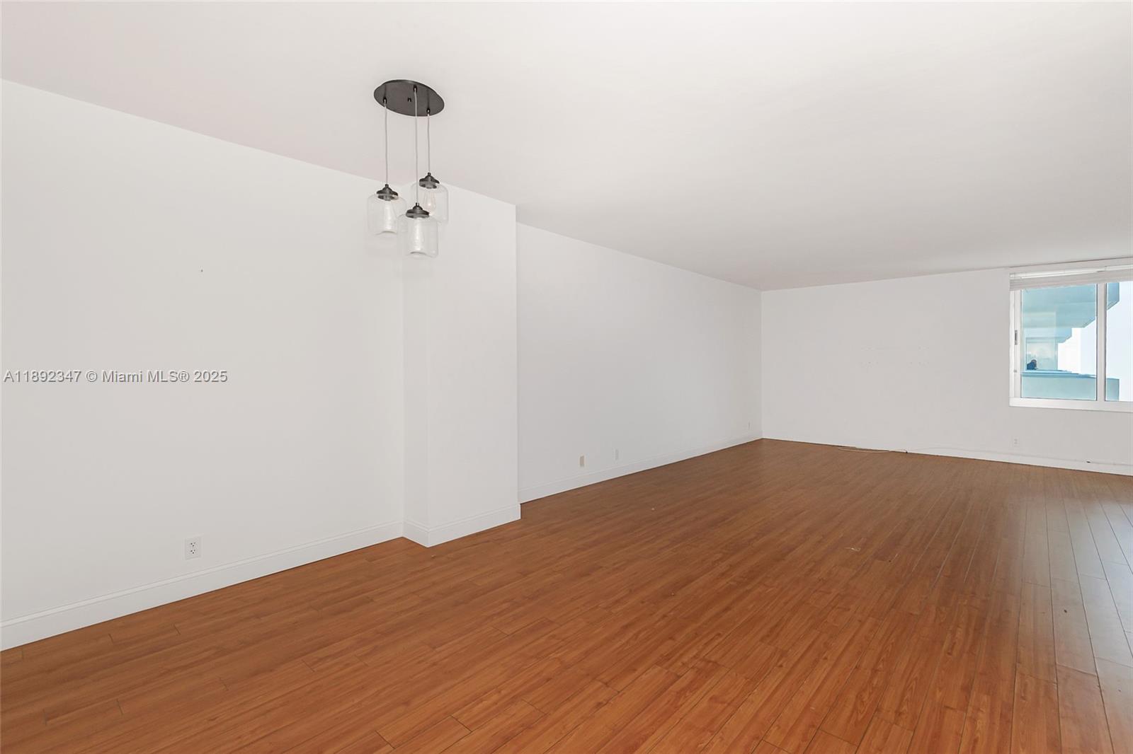 1200 West Ave 1531 Property Photo 3
