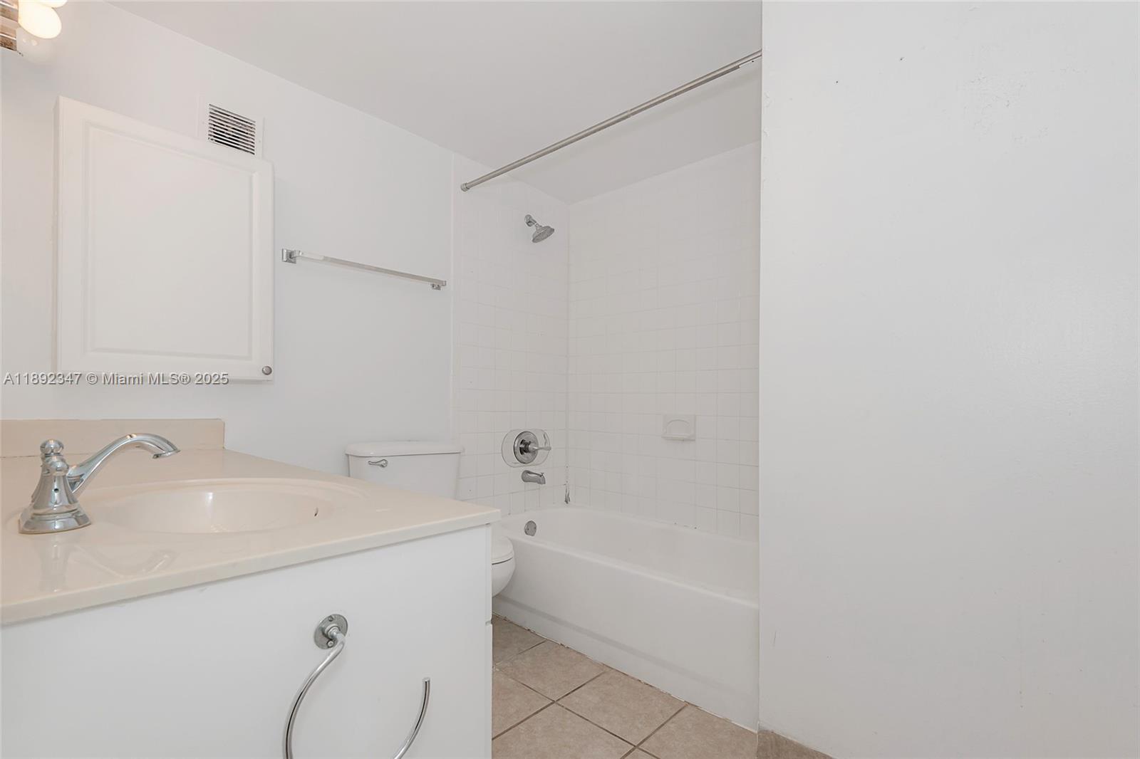 1200 West Ave 1531 Property Photo 21