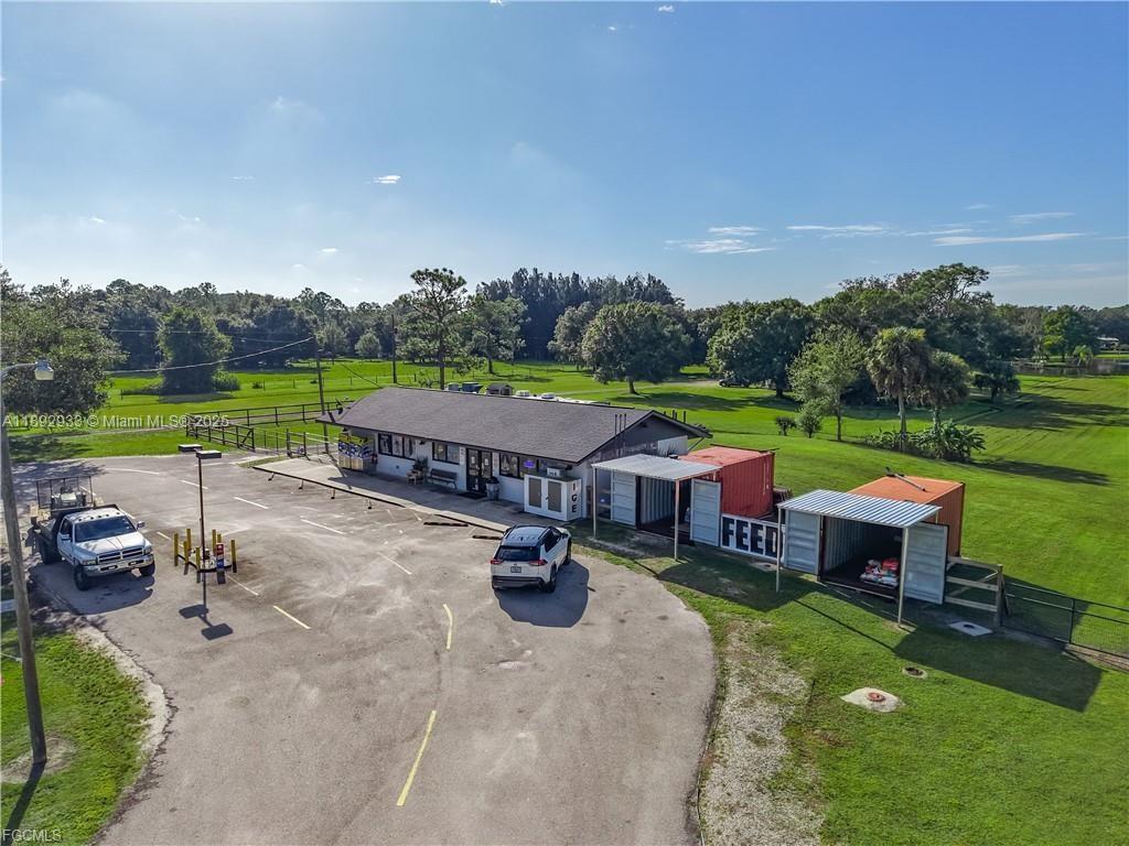 A11892933 Property Photo 1