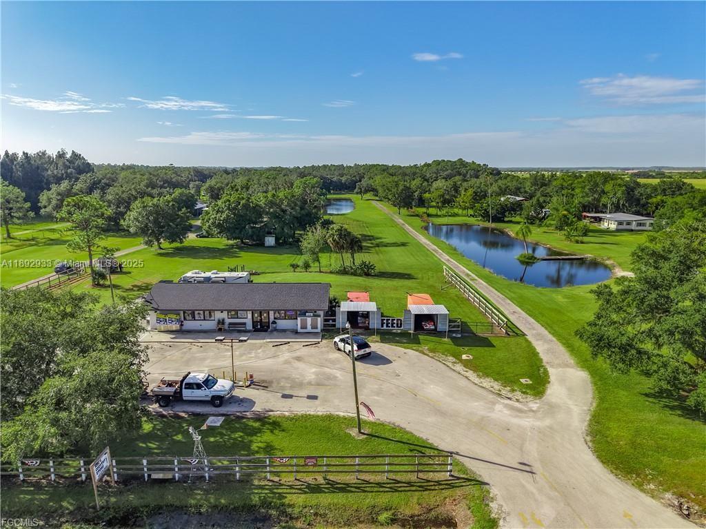 A11892933 Property Photo 2