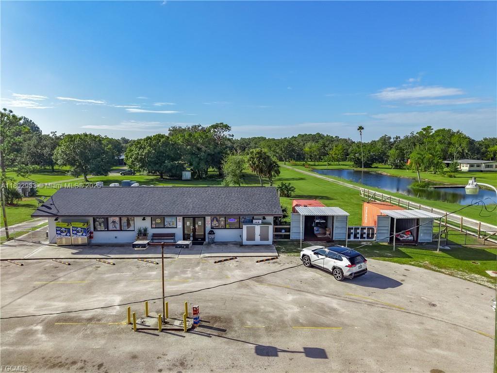 A11892933 Property Photo 3