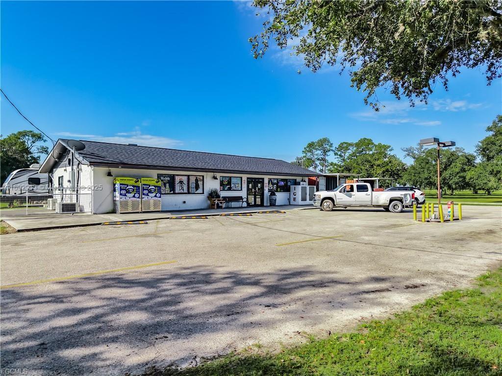 A11892933 Property Photo 5