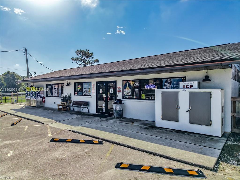 A11892933 Property Photo 6