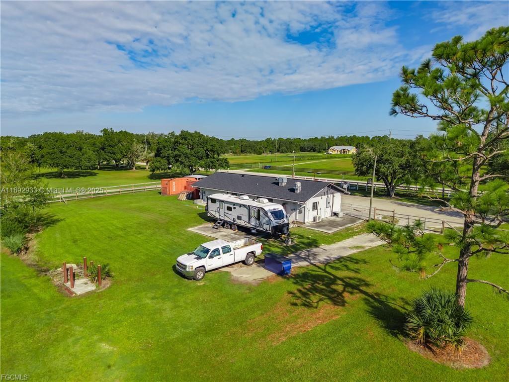 A11892933 Property Photo 44