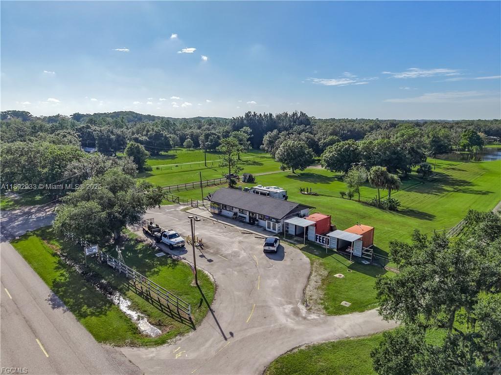 A11892933 Property Photo 45