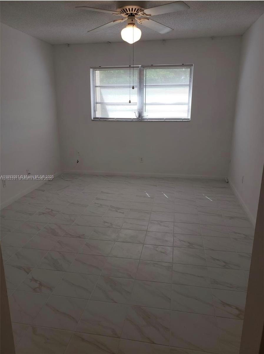 6150 Nw 62nd St 308 Property Photo 8