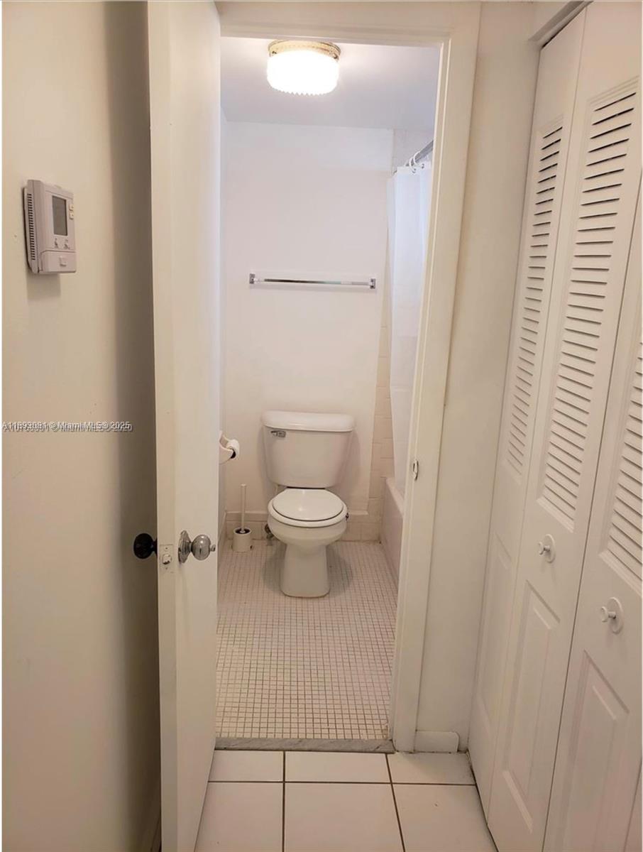 6150 Nw 62nd St 308 Property Photo 10
