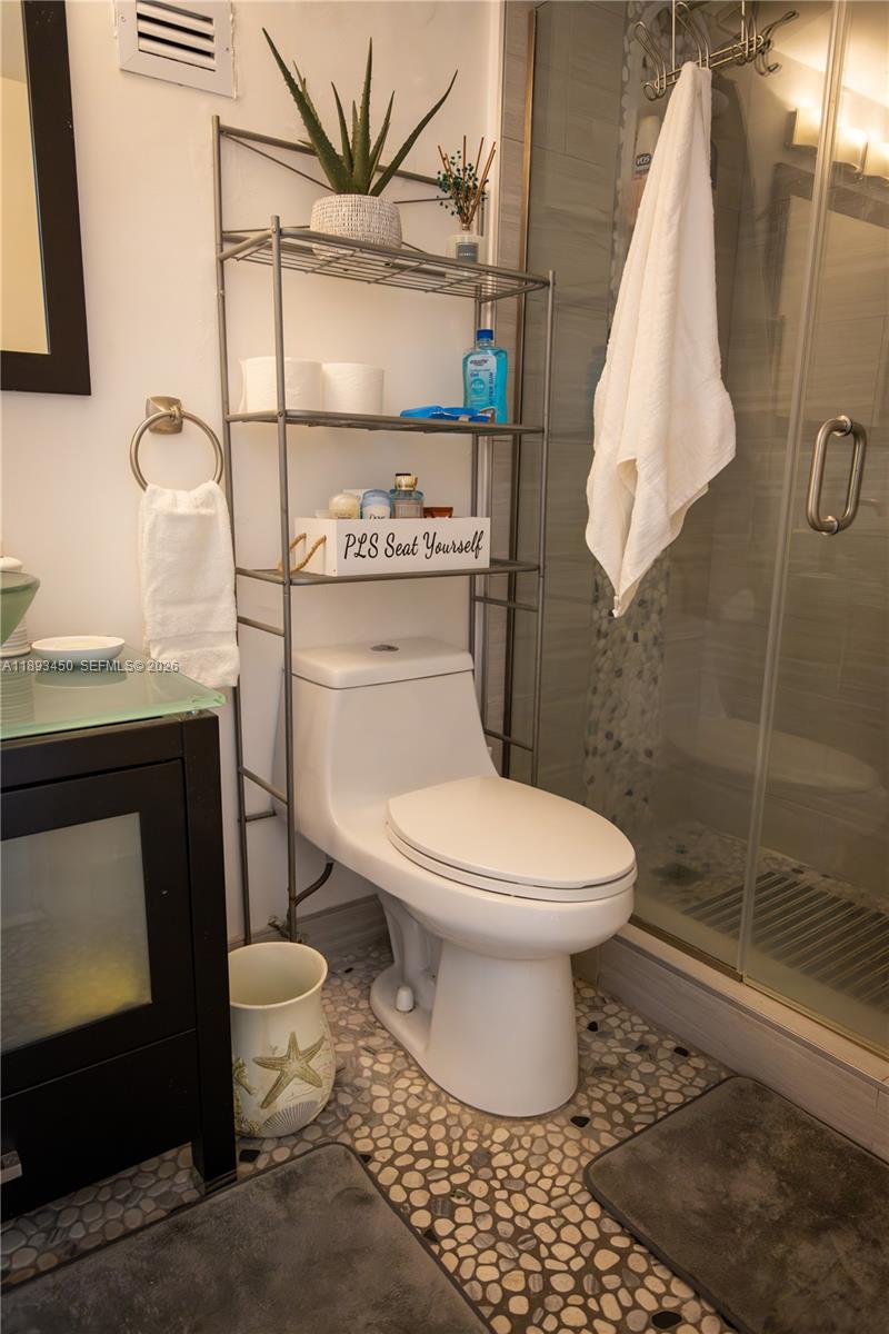 19201 Collins Ave 720 Property Photo 20