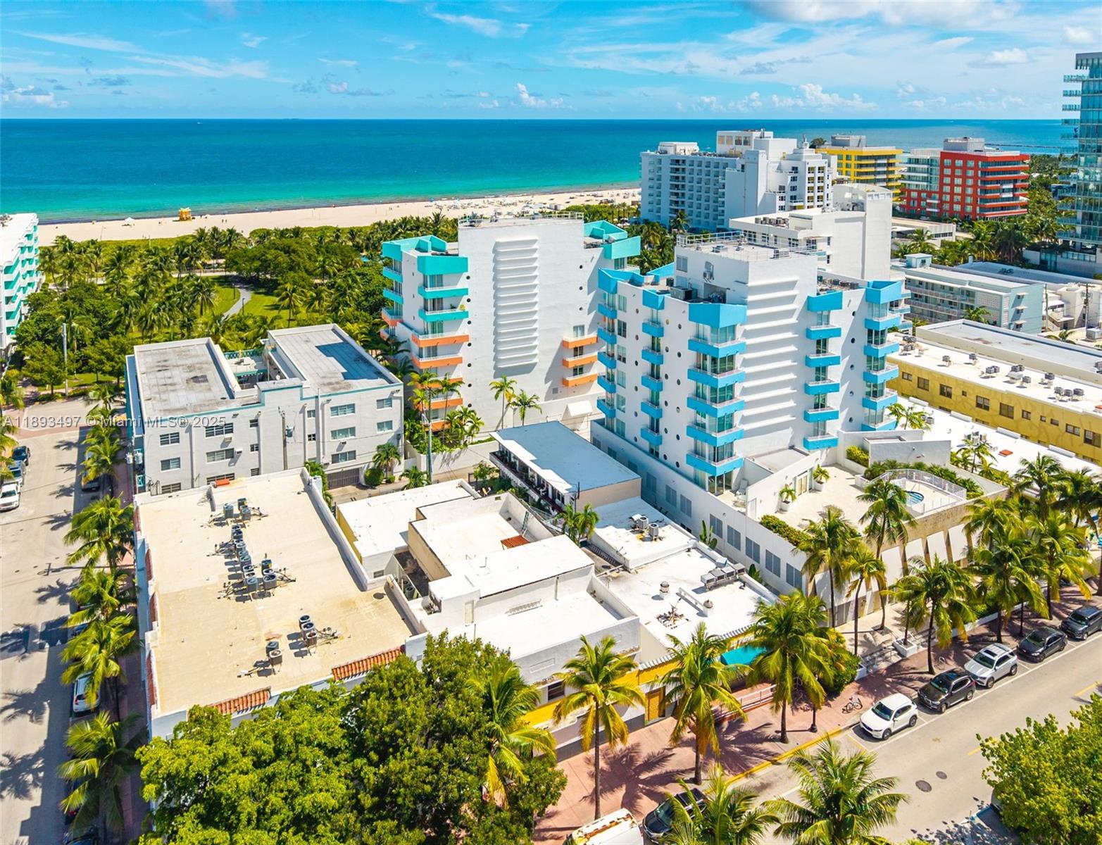 249 Collins Ave Property Photo 15