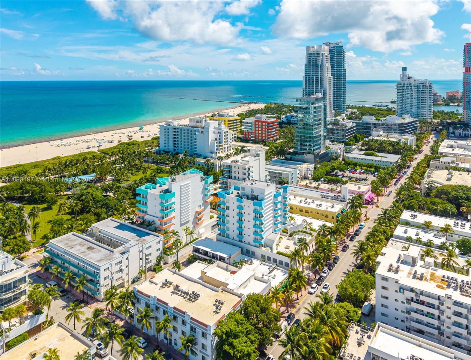 249 Collins Ave Property Photo 18