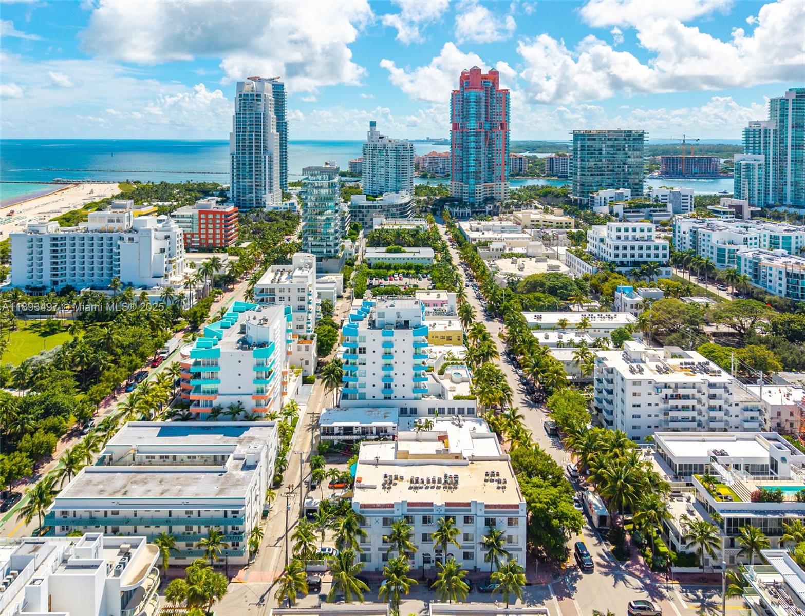 249 Collins Ave Property Photo 19
