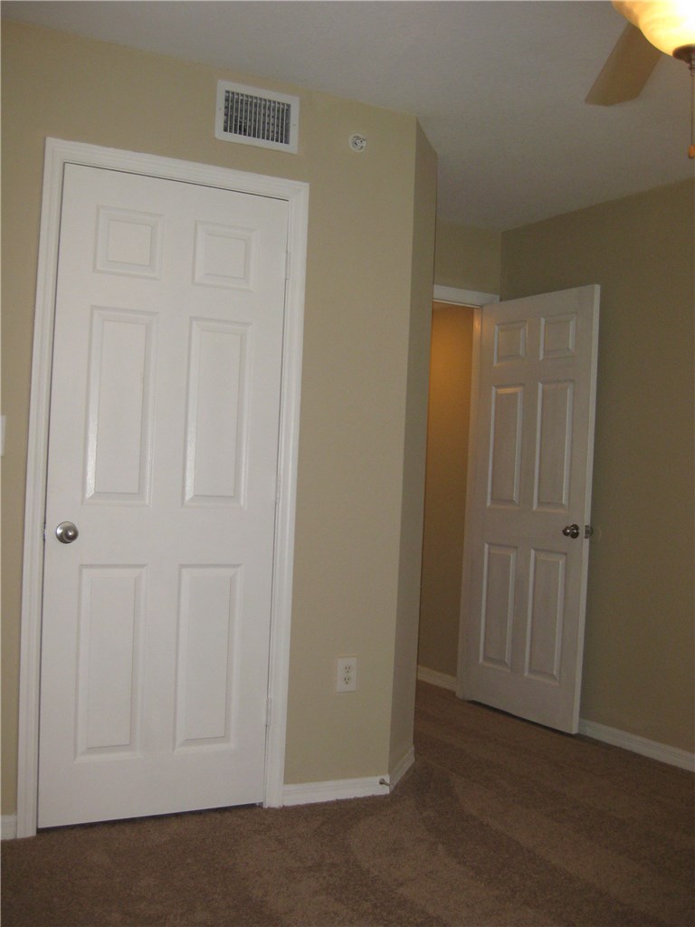 129 Sw 21st Ave Property Photo 2
