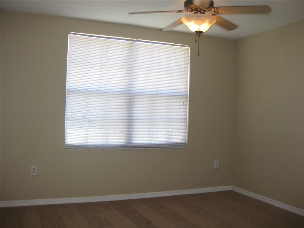 129 Sw 21st Ave Property Photo 5