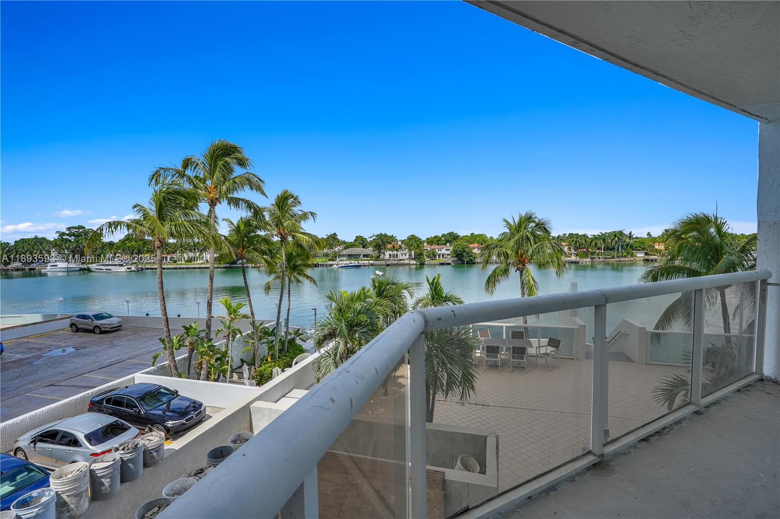 5880 Collins Ave 403 Property Photo 25