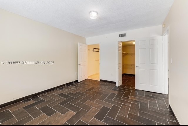 7800 Collins Ave 203 Property Photo 18