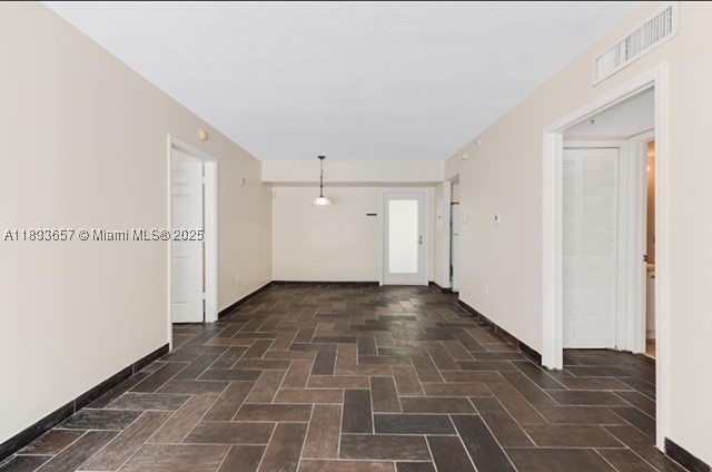 7800 Collins Ave 203 Property Photo 19