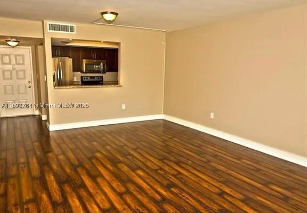 5570 Nw 44th St 312a Property Photo 4