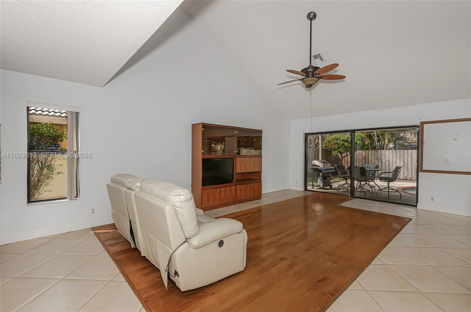 1855 Nw 106th Ter Property Photo 12