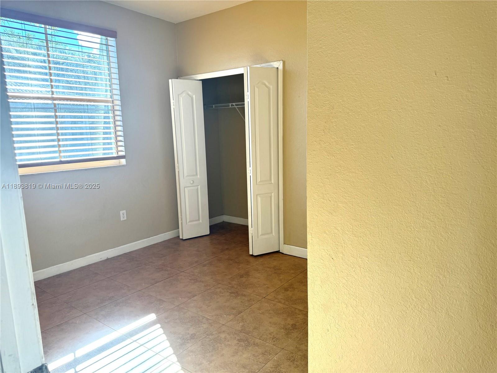 1656 Se 29th Ct 207 Property Photo 12