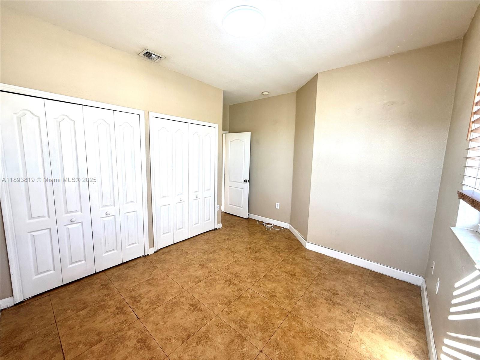 1656 Se 29th Ct 207 Property Photo 18