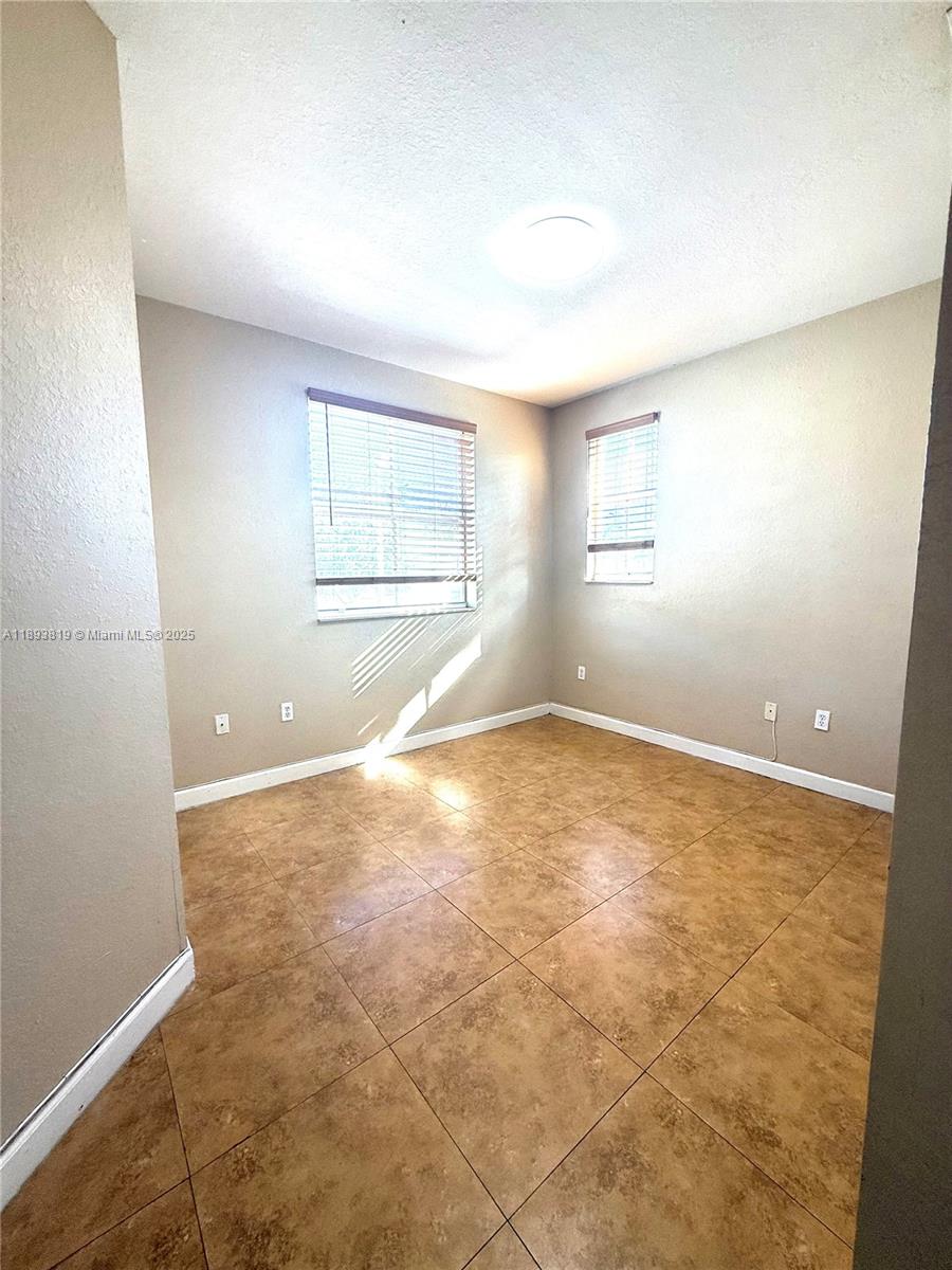 1656 Se 29th Ct 207 Property Photo 19