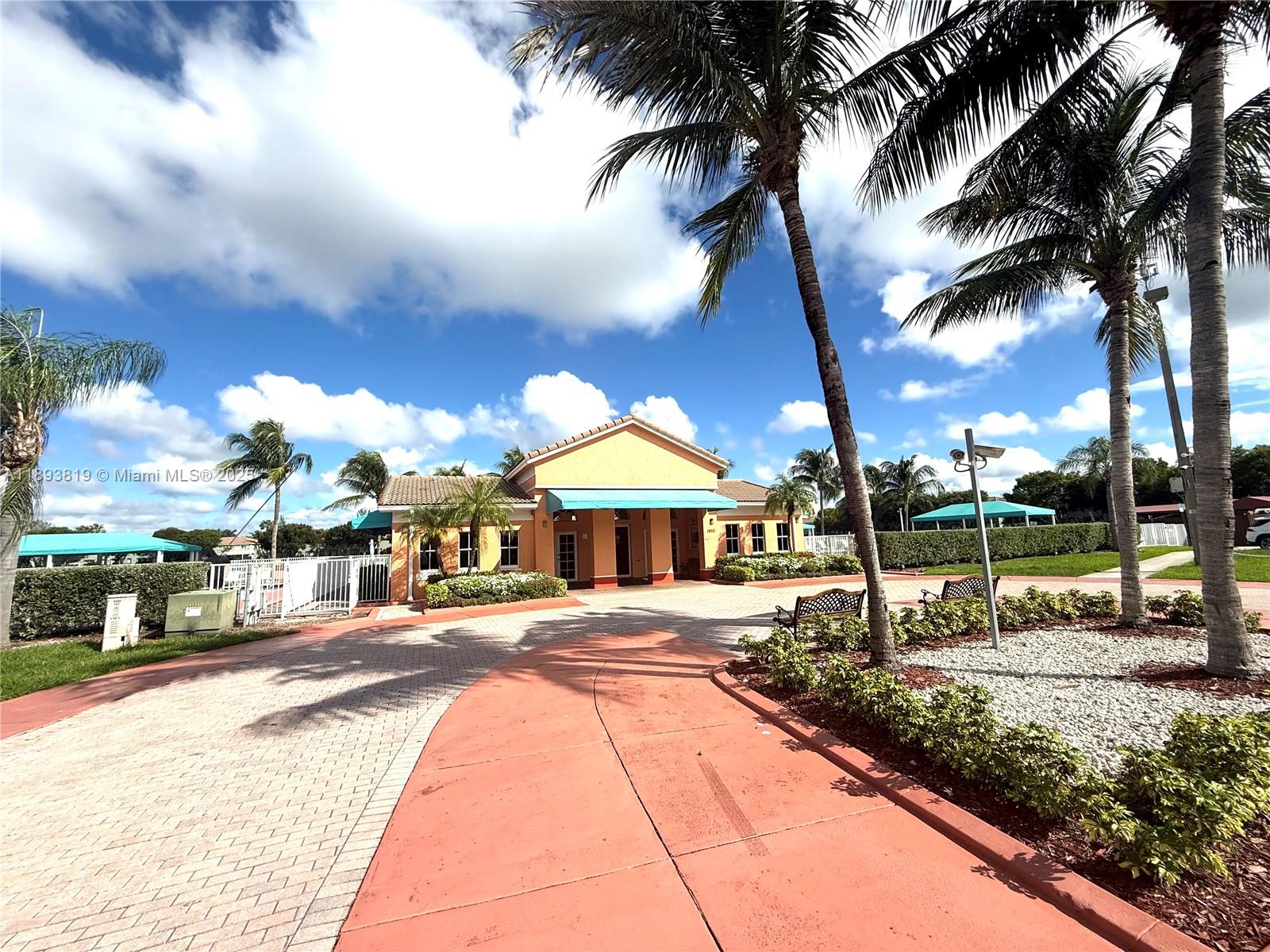 1656 Se 29th Ct 207 Property Photo 28