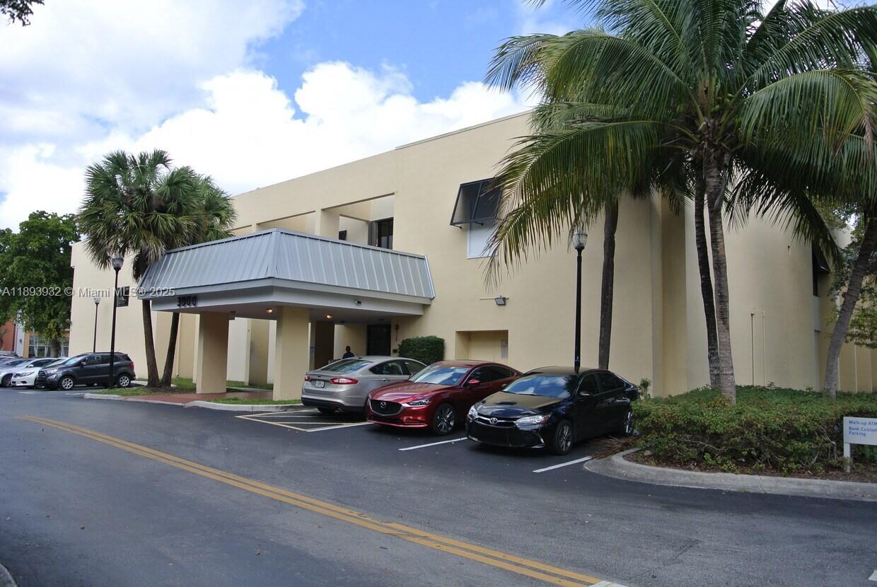 3800 W Broward Blvd Property Photo 7