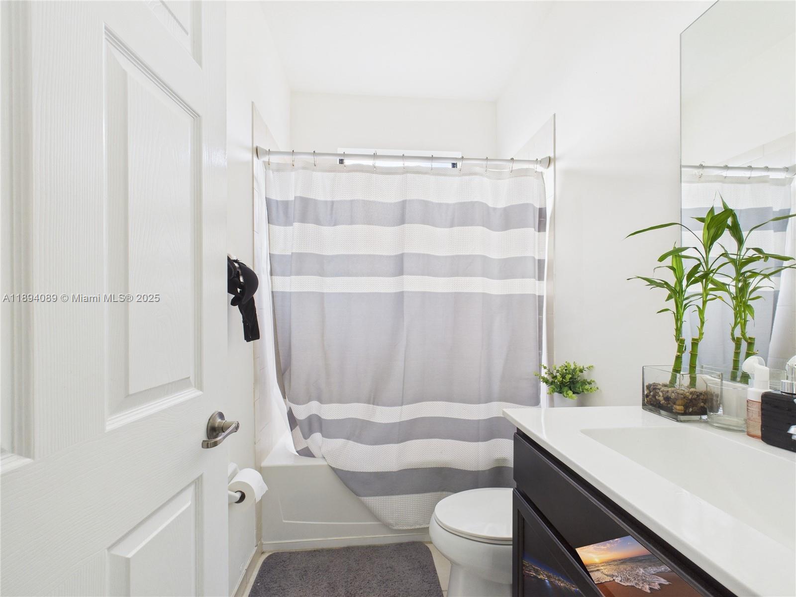 11790 Sw 251st St Property Photo 7