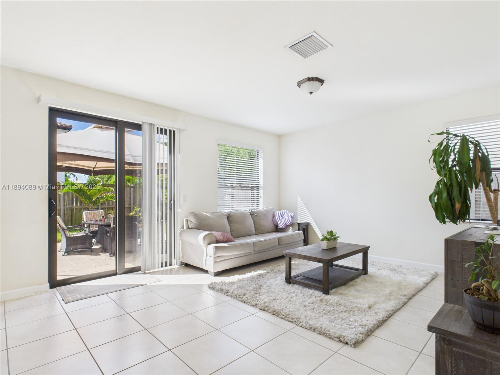 11790 Sw 251st St Property Photo 11