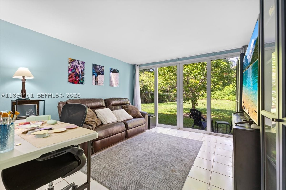 9450 Live Oak Pl 109 Property Photo 19