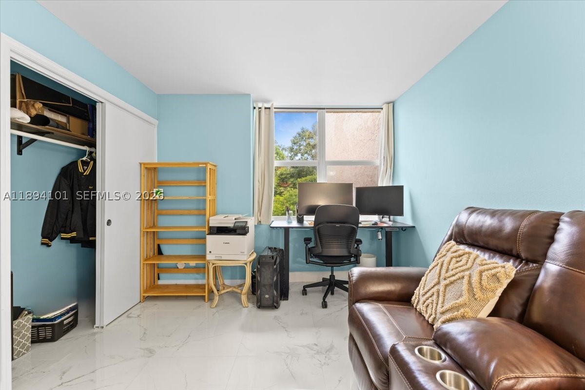9450 Live Oak Pl 109 Property Photo 41