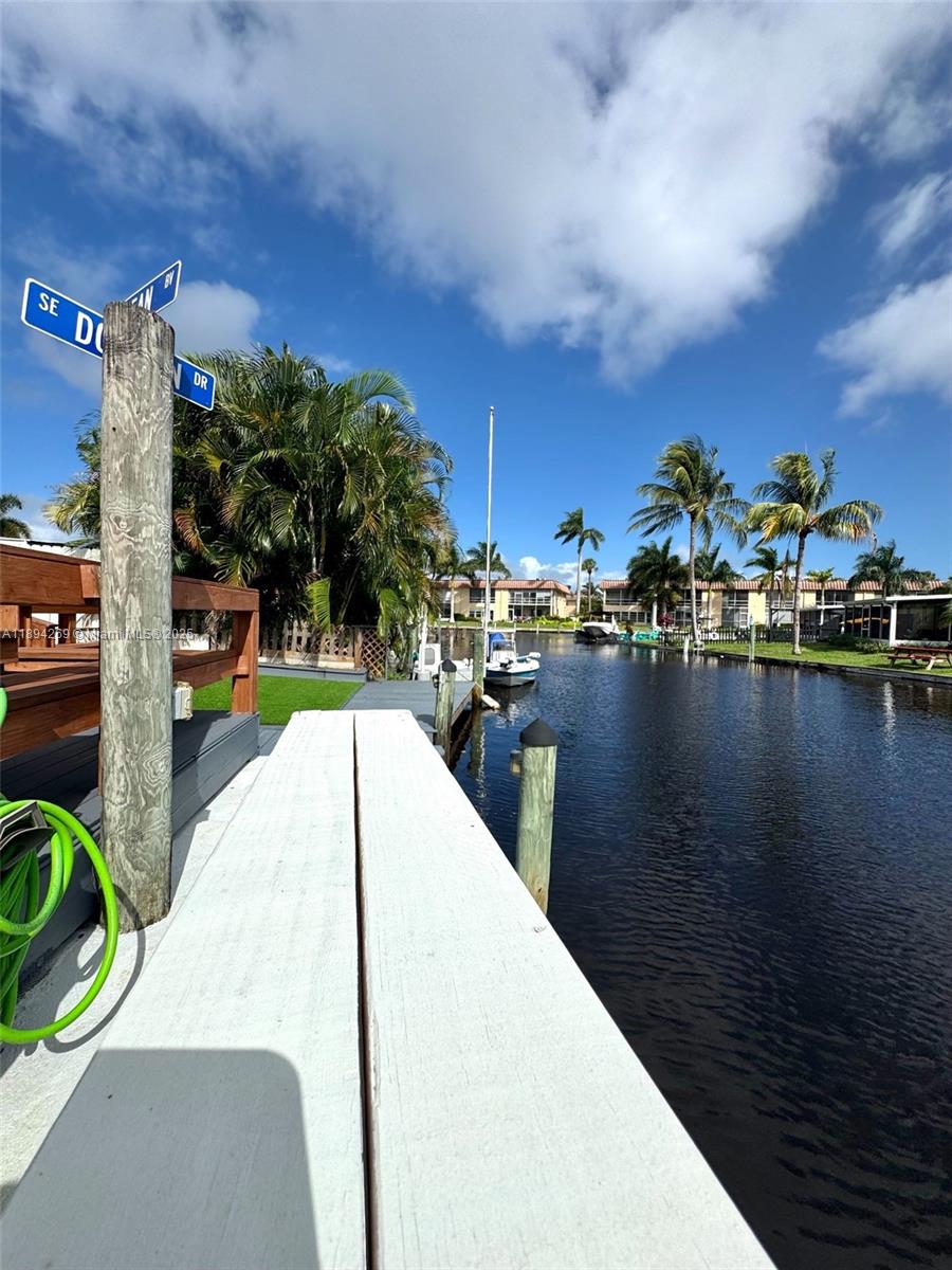 129 Sw Hideaway Pl Property Photo 1