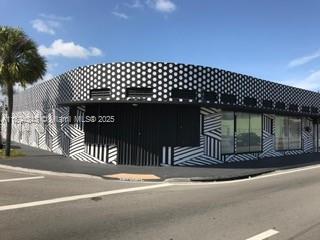 5600 Nw 7th Ave Property Photo 1