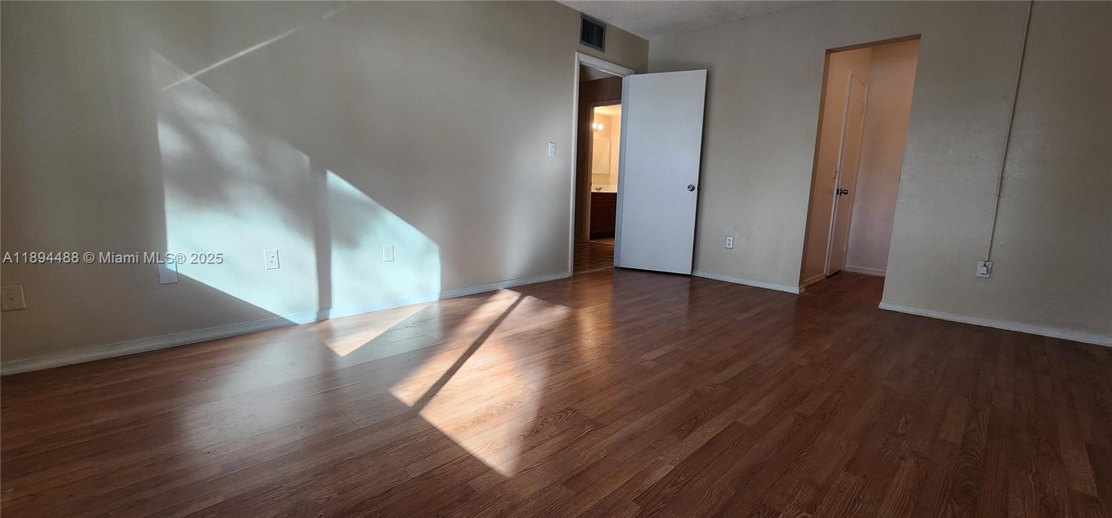 14850 Naranja Lakes Blvd B2j Property Photo 5