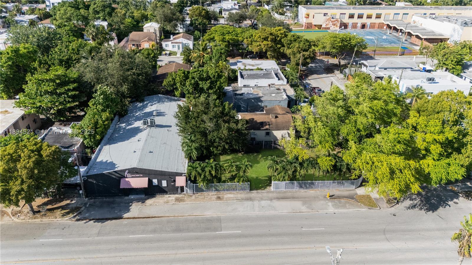 1121 Nw 29th St Property Photo 42