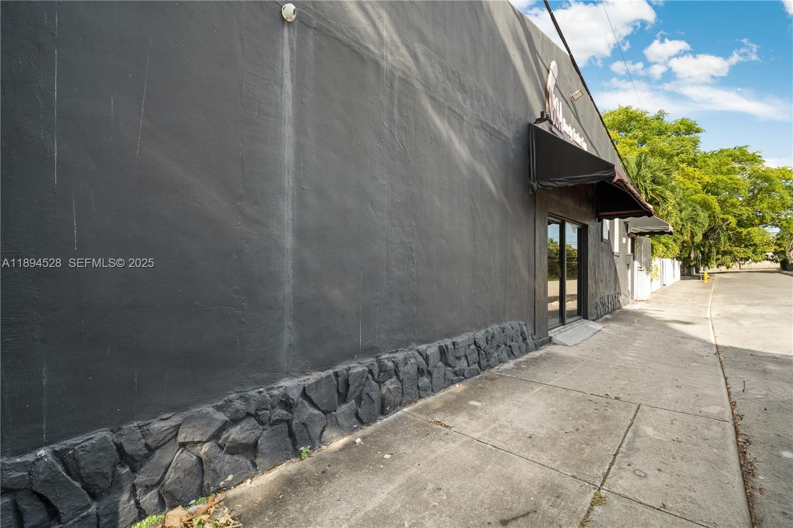 1121 Nw 29th St Property Photo 33