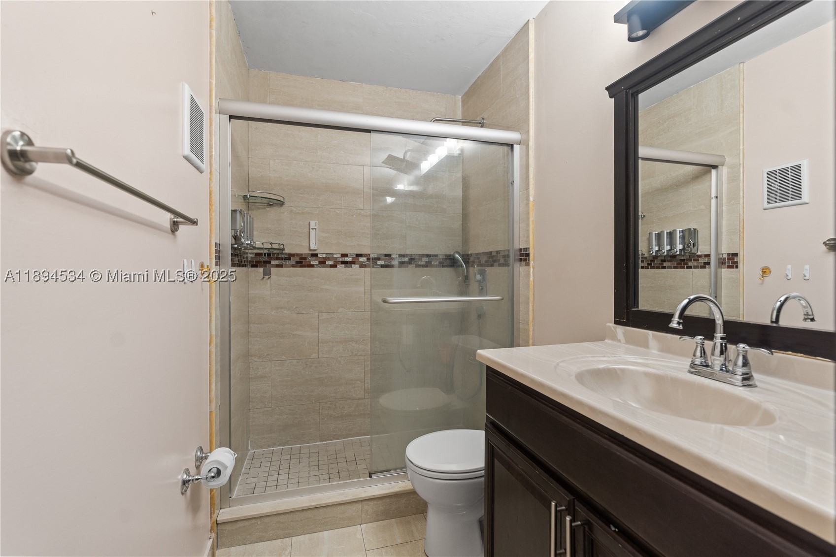 2450 W 67th Pl 13-12 Property Photo 20