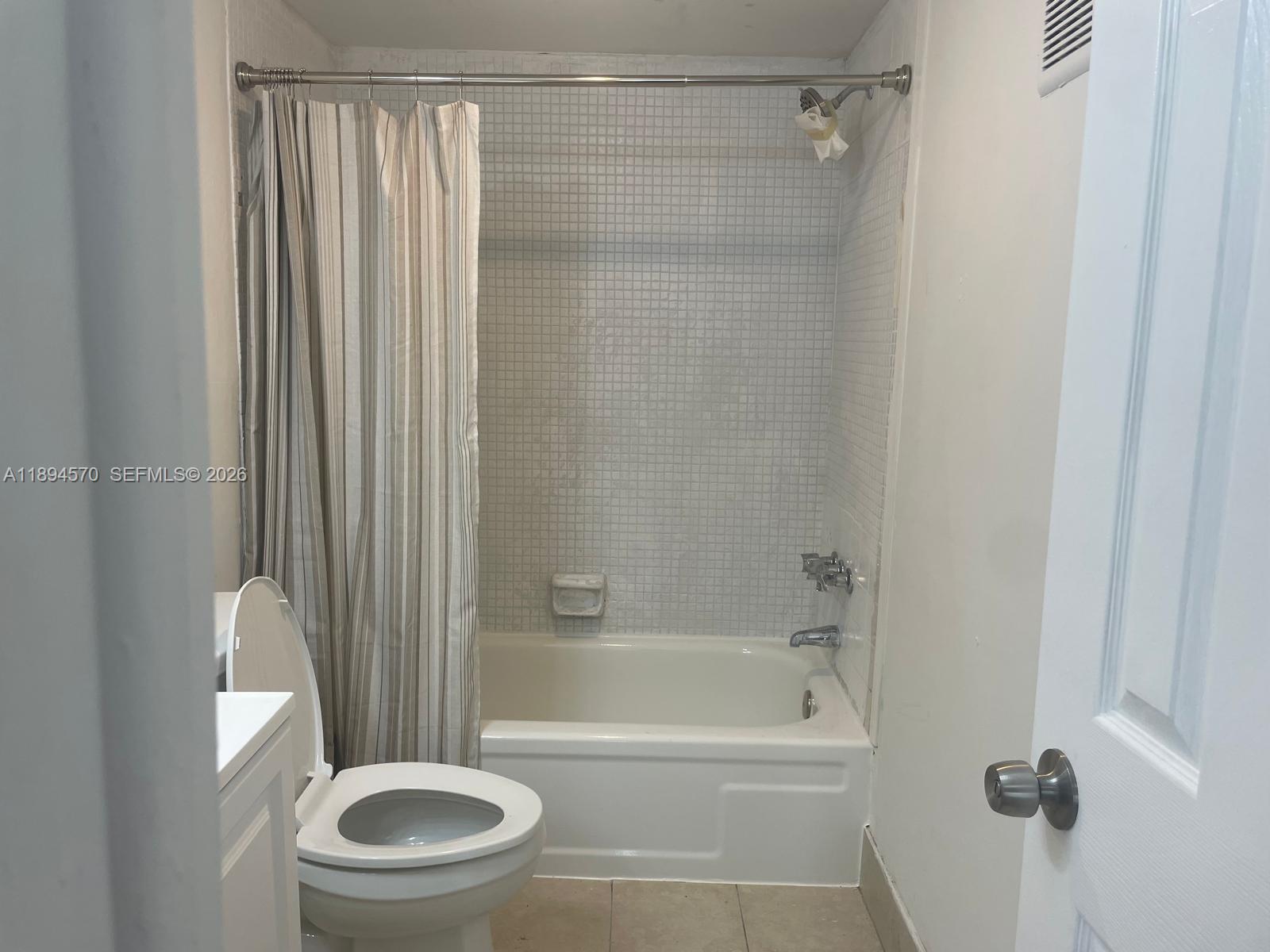 2029 Nw 46th Ave E107 Property Photo 13