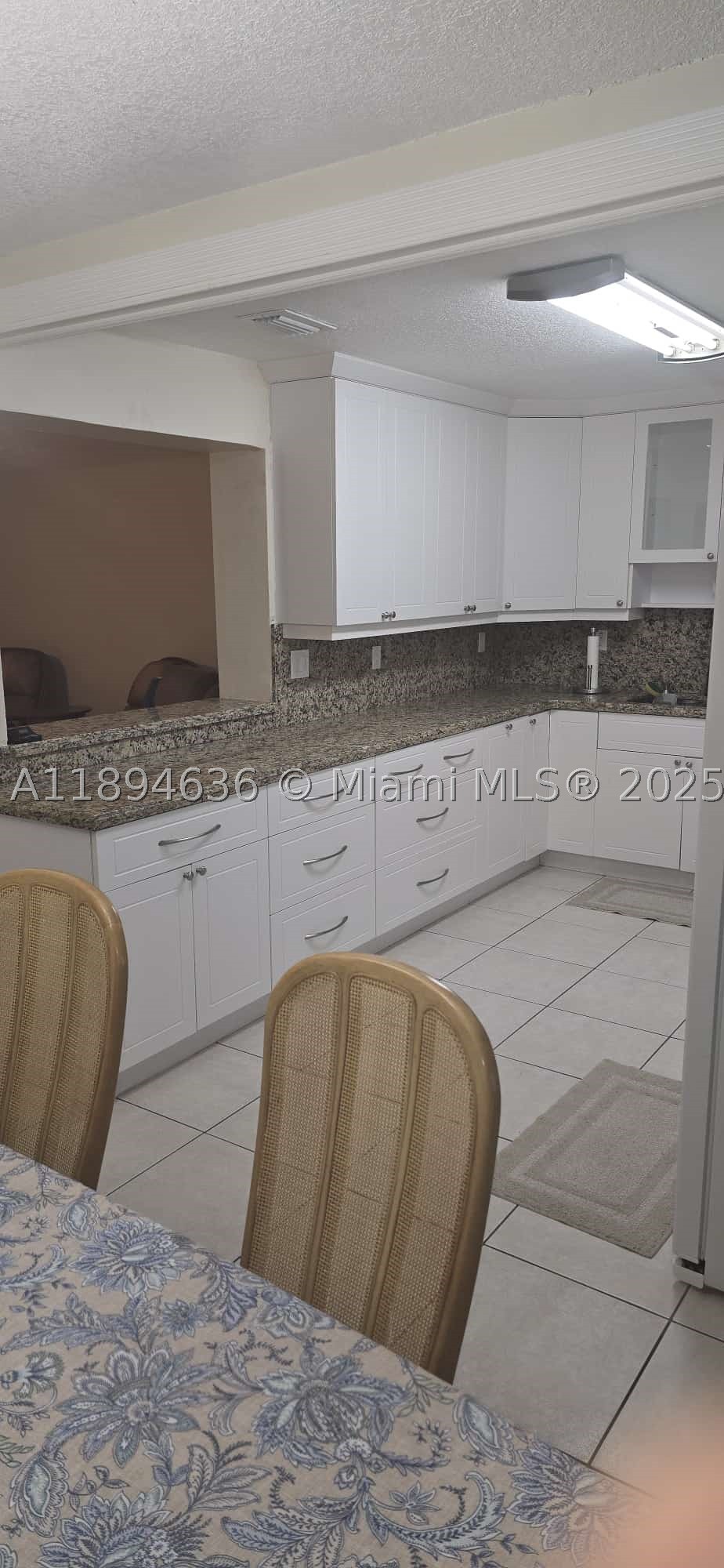 7160 W 10th Ave Property Photo 13