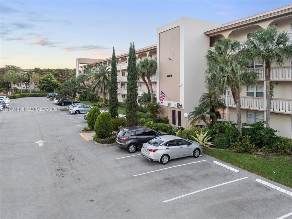 2202 Lucaya Bnd L3 Property Photo 1