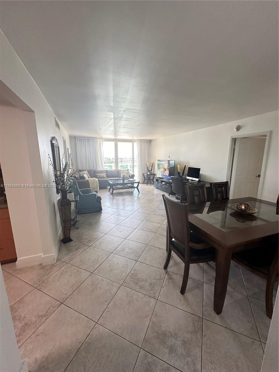 100 Bayview Dr 601 Property Photo 1