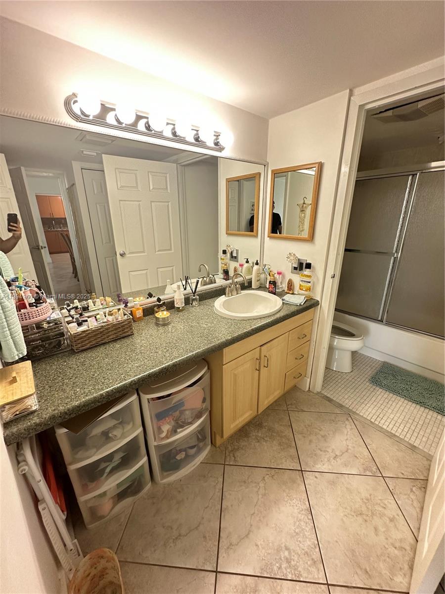 100 Bayview Dr 601 Property Photo 15