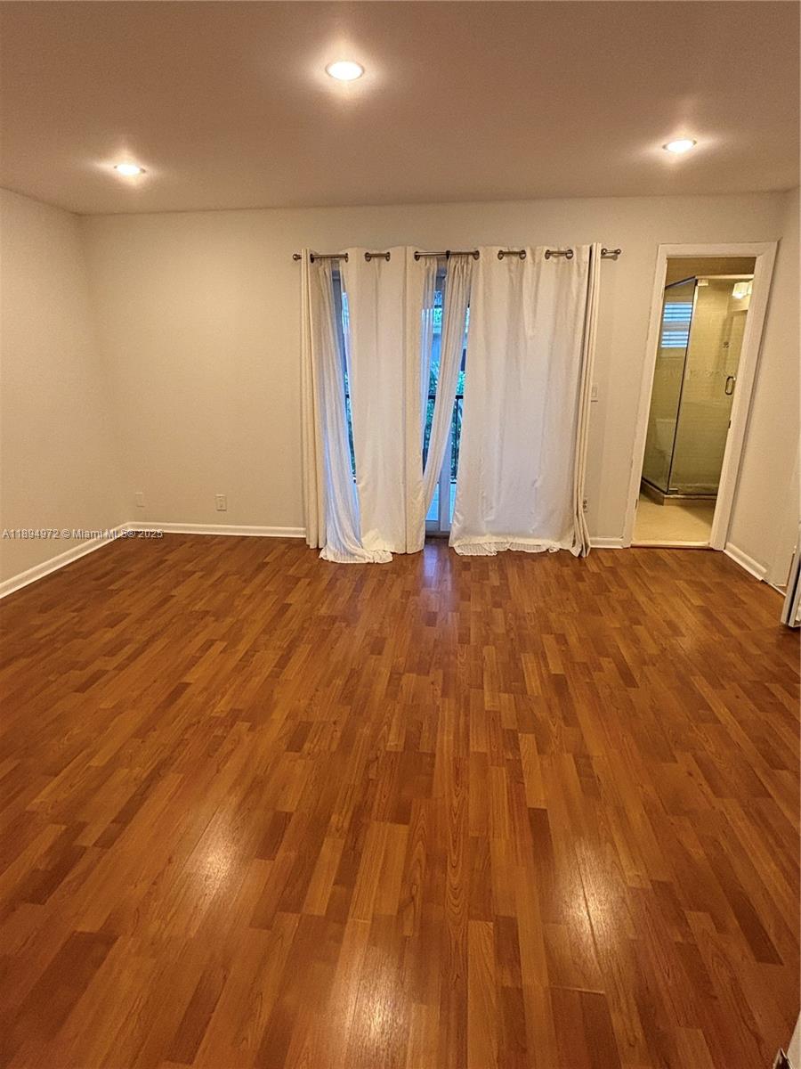 3328 Quail Close 5 Property Photo 4