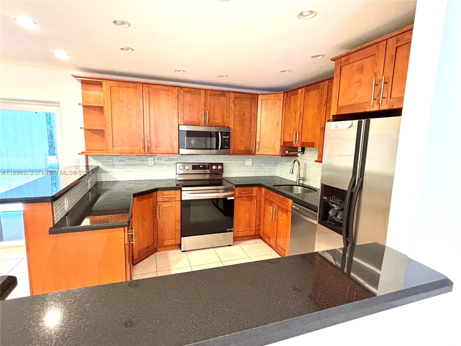 3328 Quail Close 5 Property Photo 15