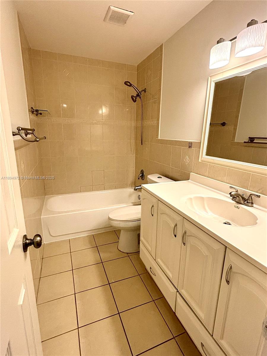 3328 Quail Close 5 Property Photo 23